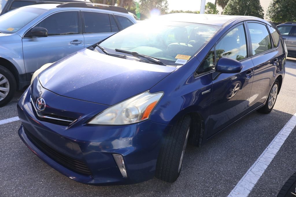Used 2014 Toyota Prius V Two FWD image 2