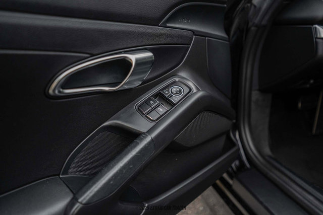 Used 2014 Porsche Boxster image 25