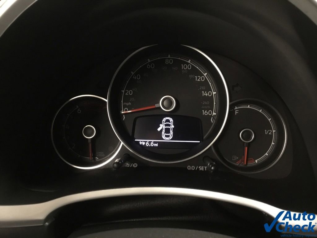 Used 2019 Volkswagen Beetle 2.0T S image 47