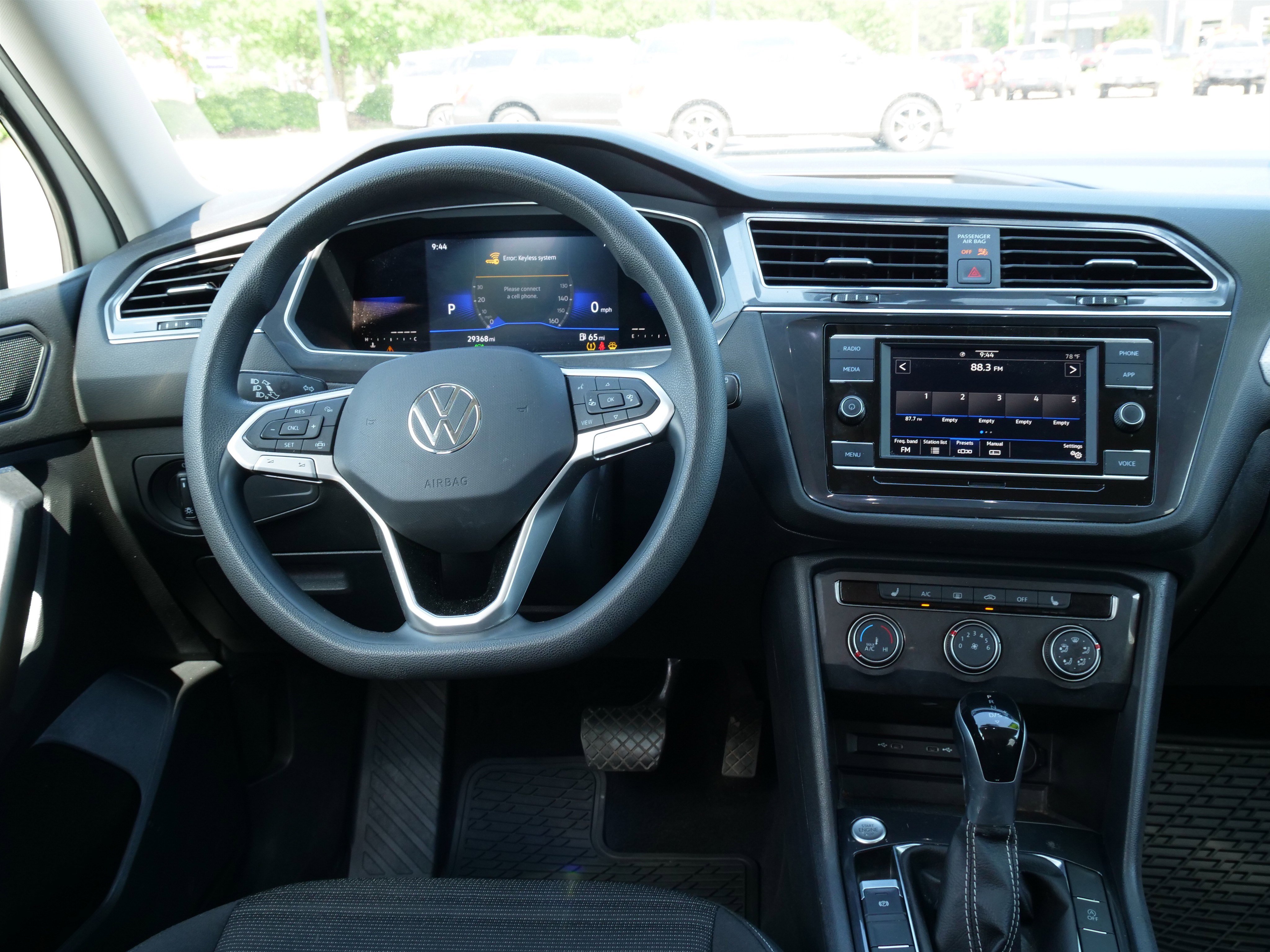 Used 2023 Volkswagen Tiguan S image 17