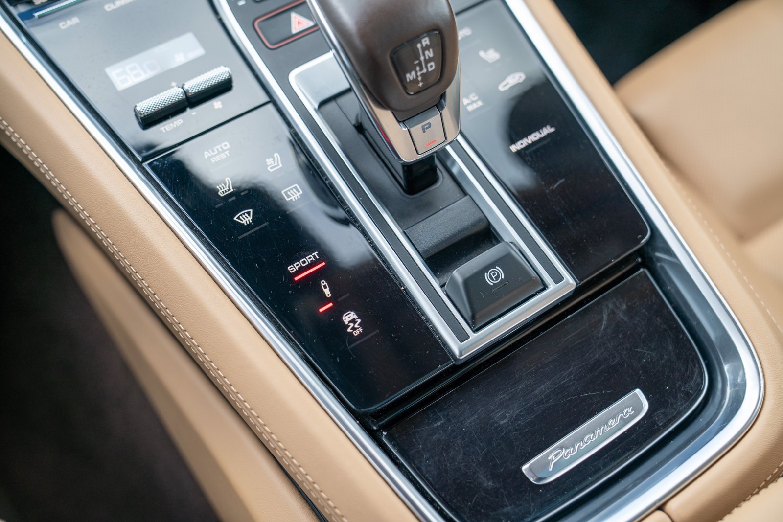 Used 2023 Porsche Panamera 4S AWD/4WD image 20