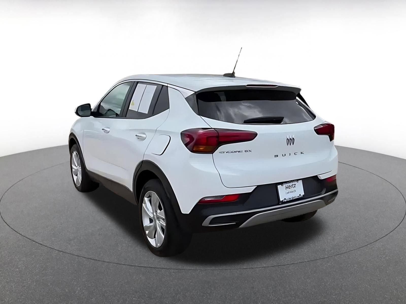 Used 2025 Buick Encore GX Preferred FWD image 11