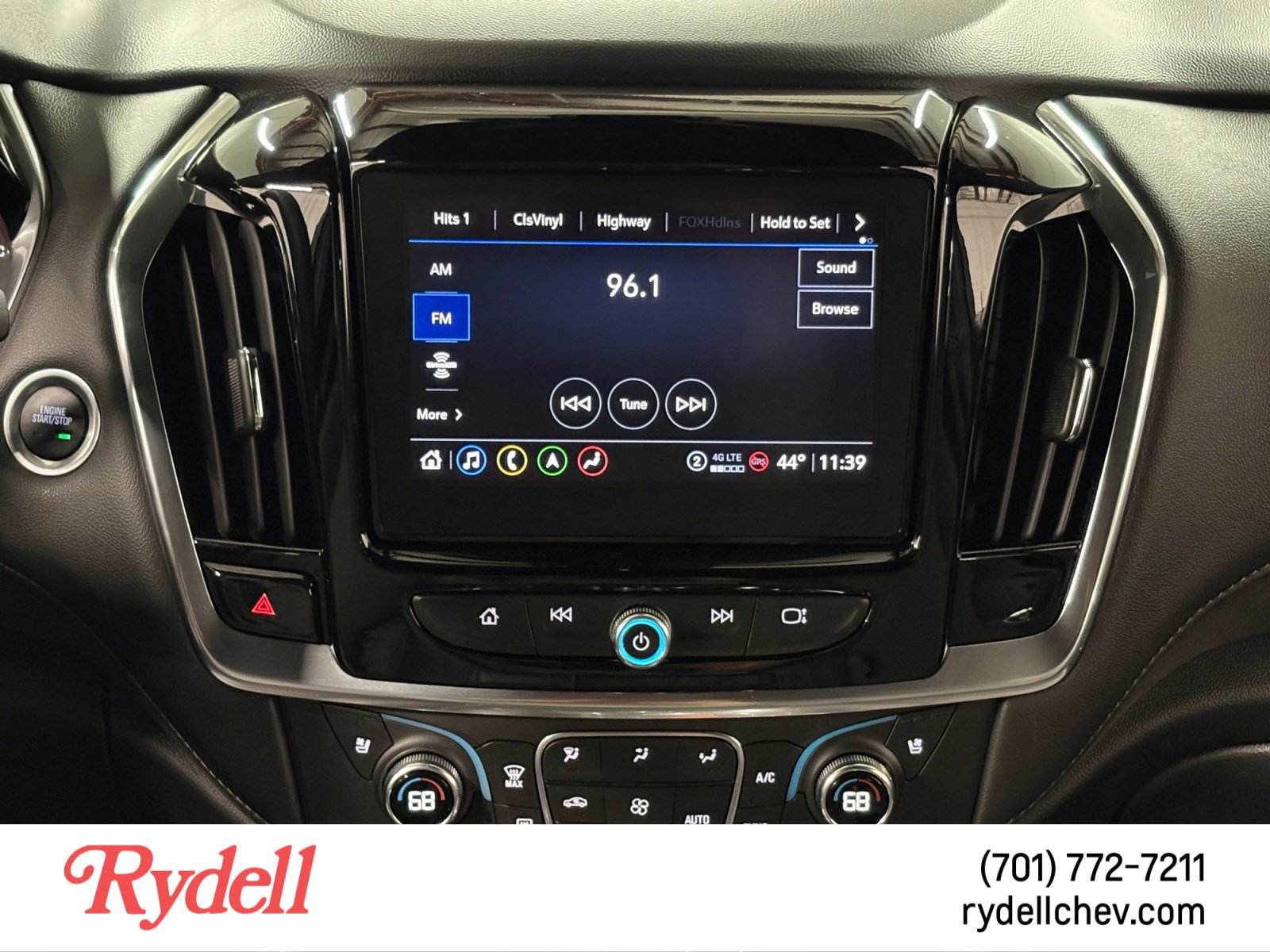 Used 2023 Chevrolet Traverse High Country w/ LPO, Floor Liner Package image 21