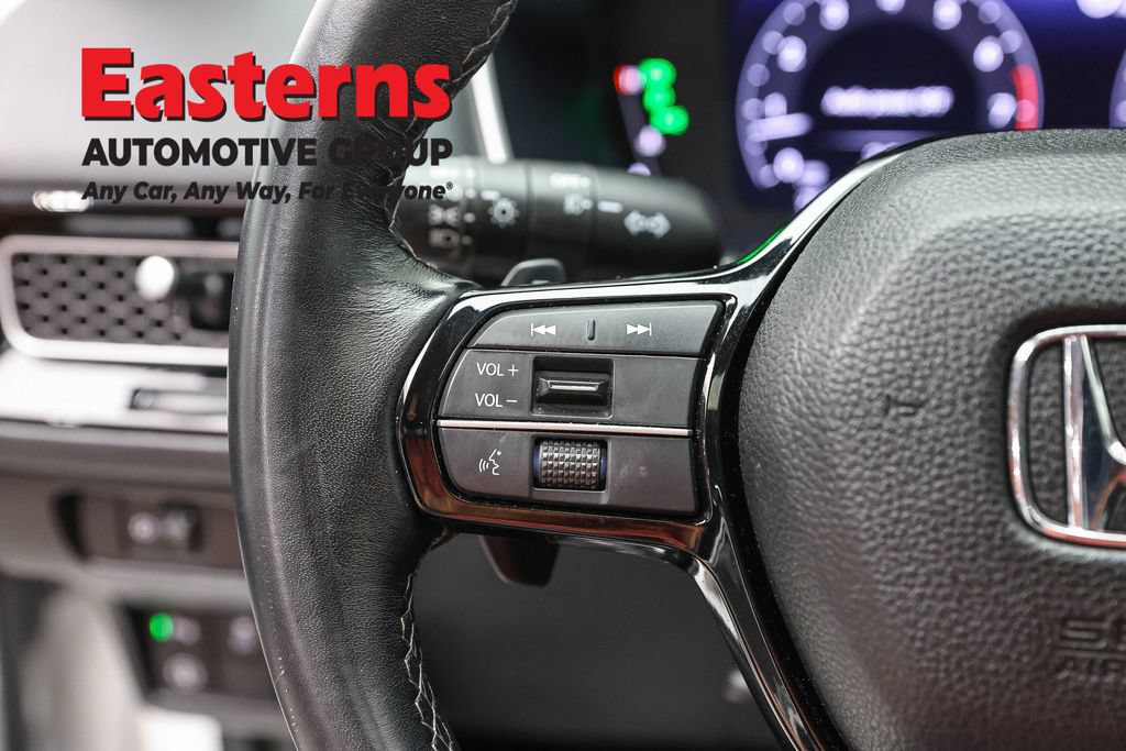 Used 2022 Honda Civic Touring image 15