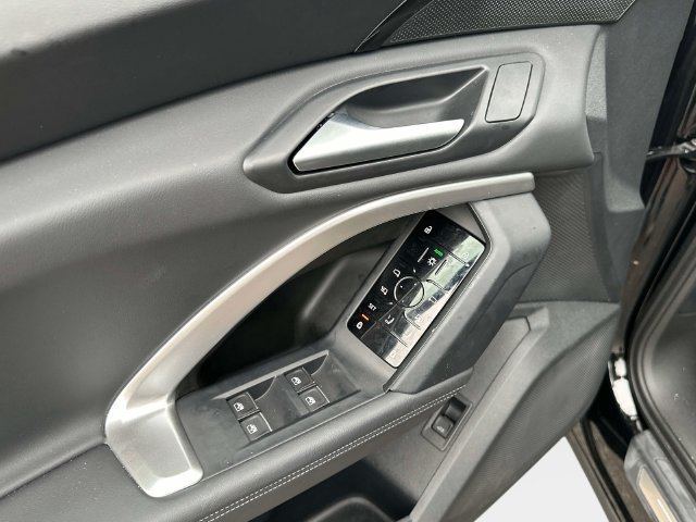 Certified 2025 Audi Q5 Premium AWD/4WD image 20
