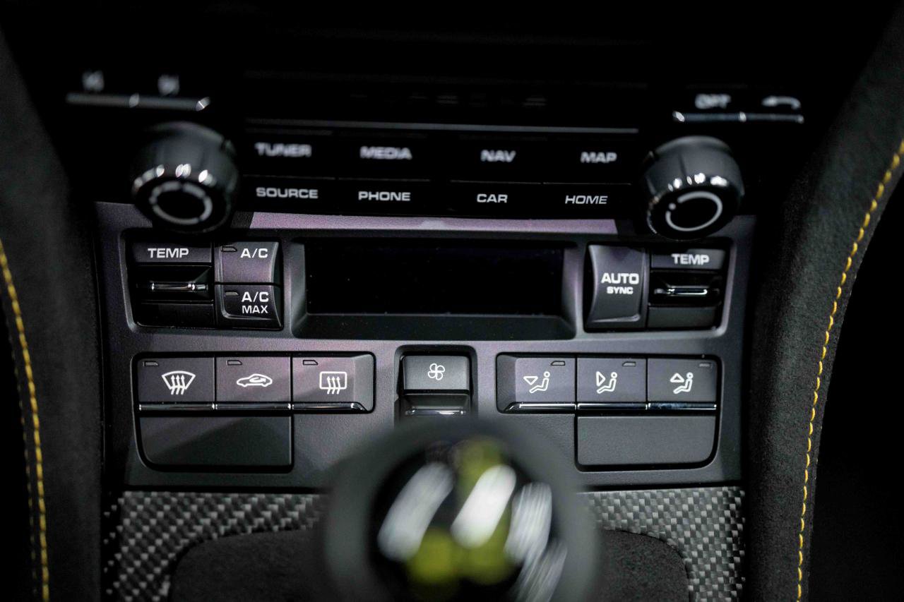 Used 2025 Porsche 718 Cayman GT4 RS image 70