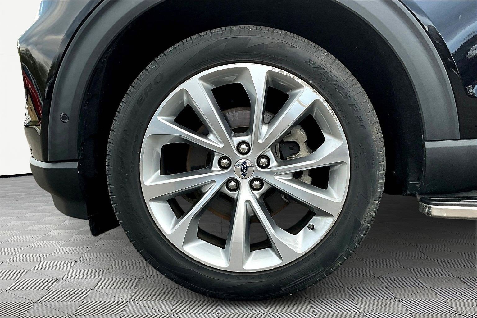 Used 2021 Ford Explorer Platinum w/ Equipment Group 601A image 34