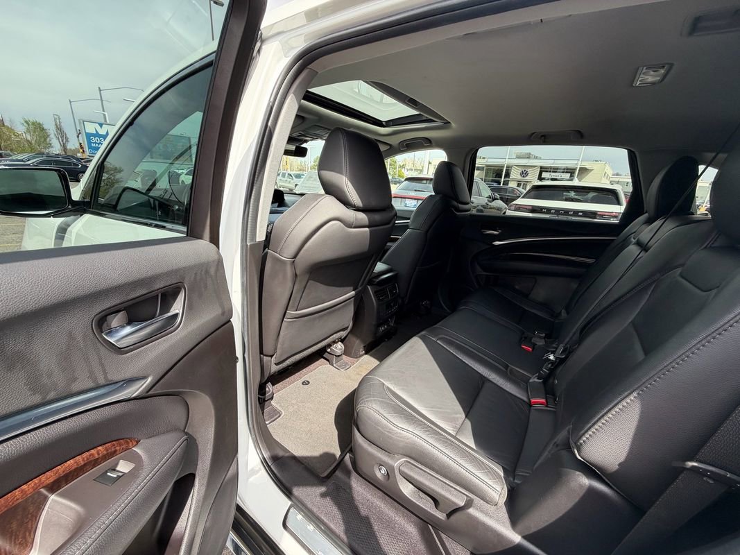 Used 2020 Acura MDX SH-AWD image 12