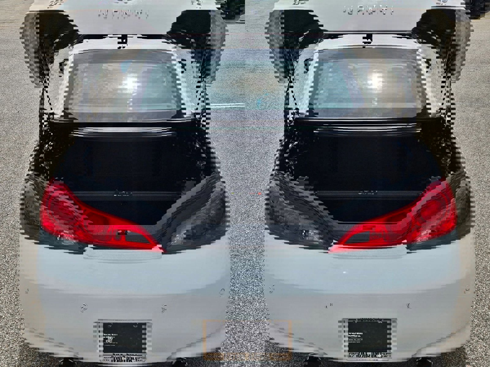 Used 2013 INFINITI G37 IPL image 4