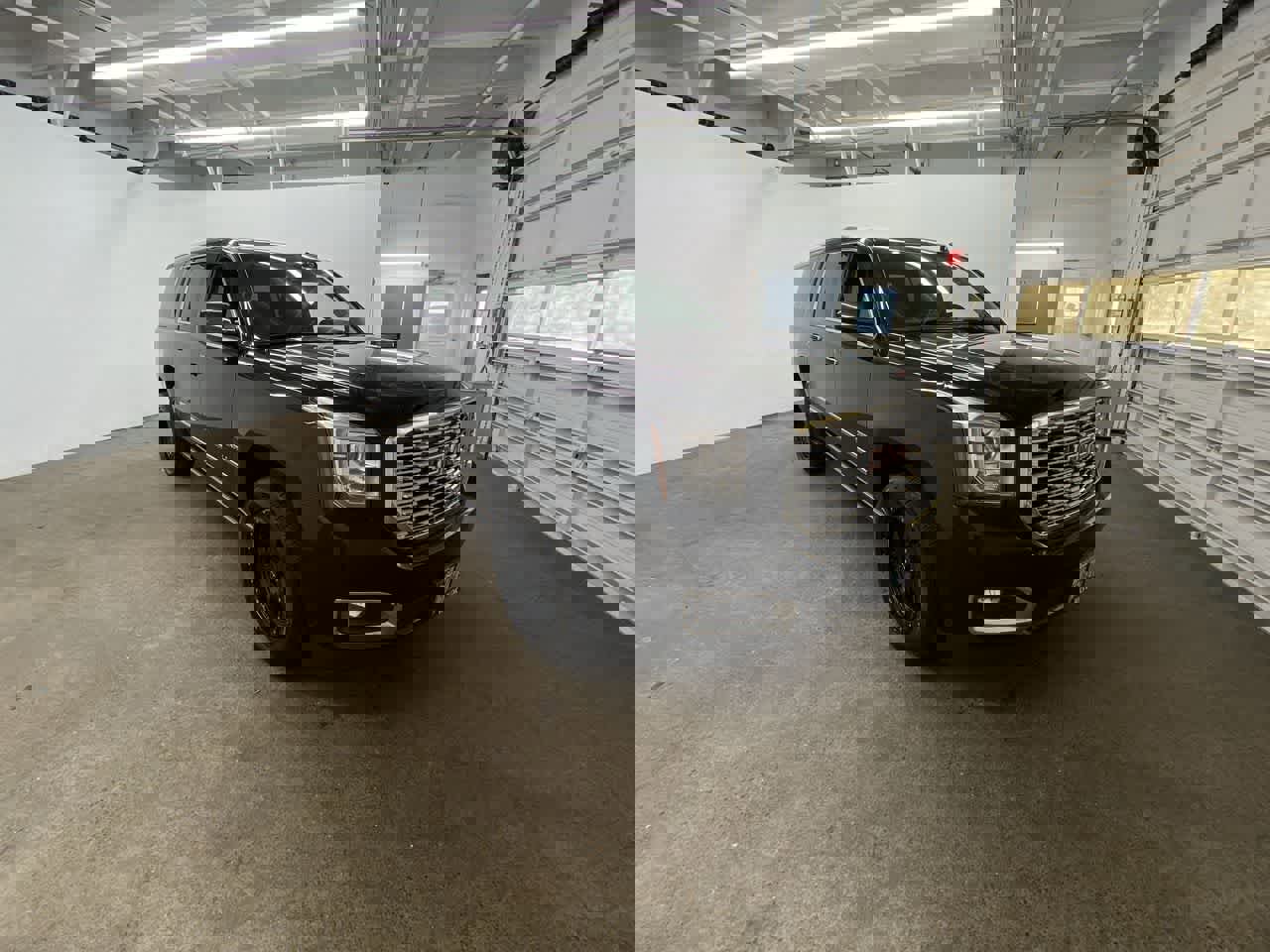 Used 2019 GMC Yukon XL Denali w/ Denali Ultimate Package image 8