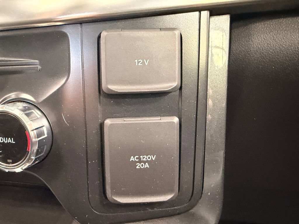 Used 2022 Ford F150 Lariat w/ Equipment Group 502A High AWD/4WD image 41