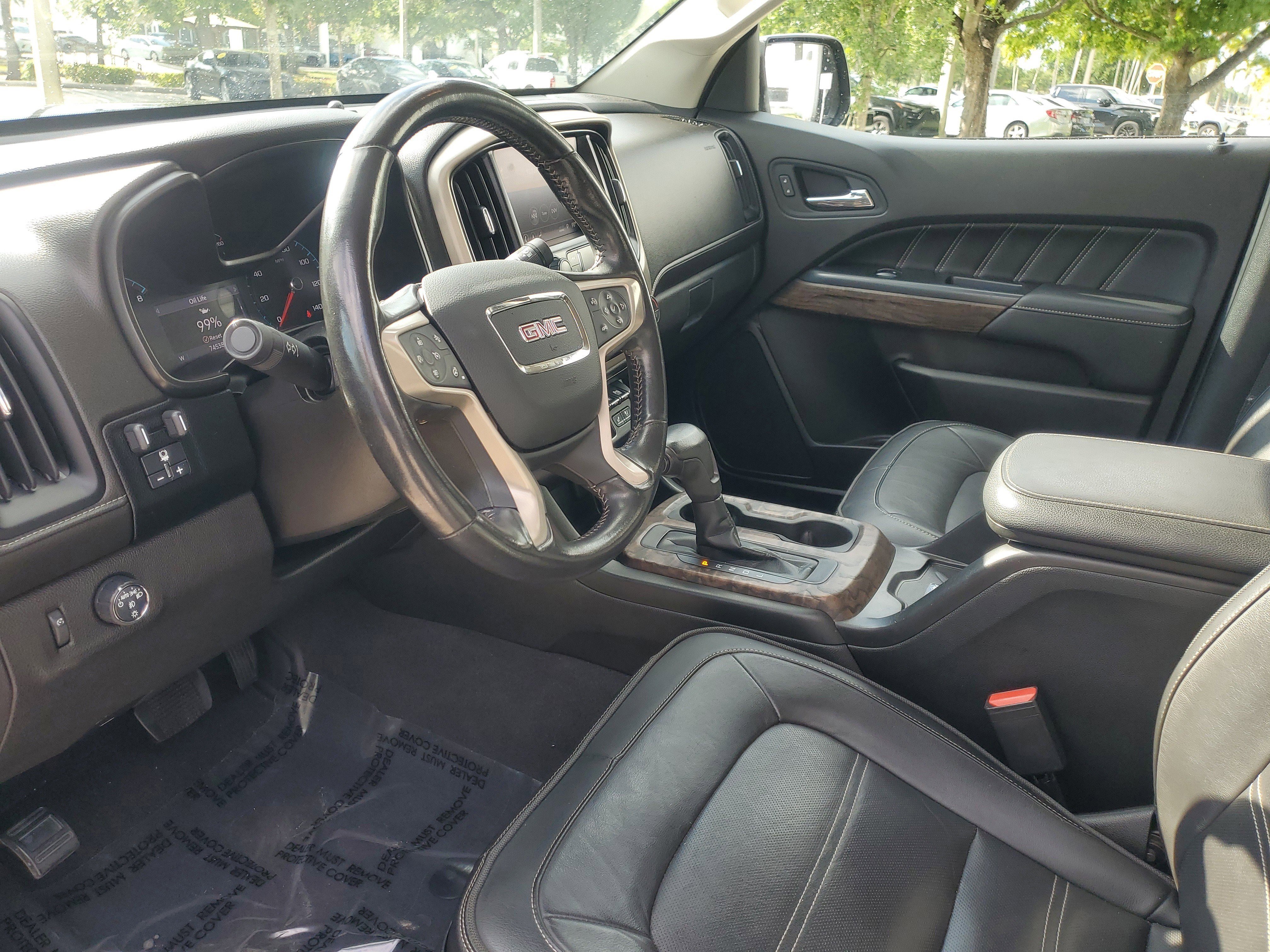 Used 2021 GMC Canyon Denali RWD image 15