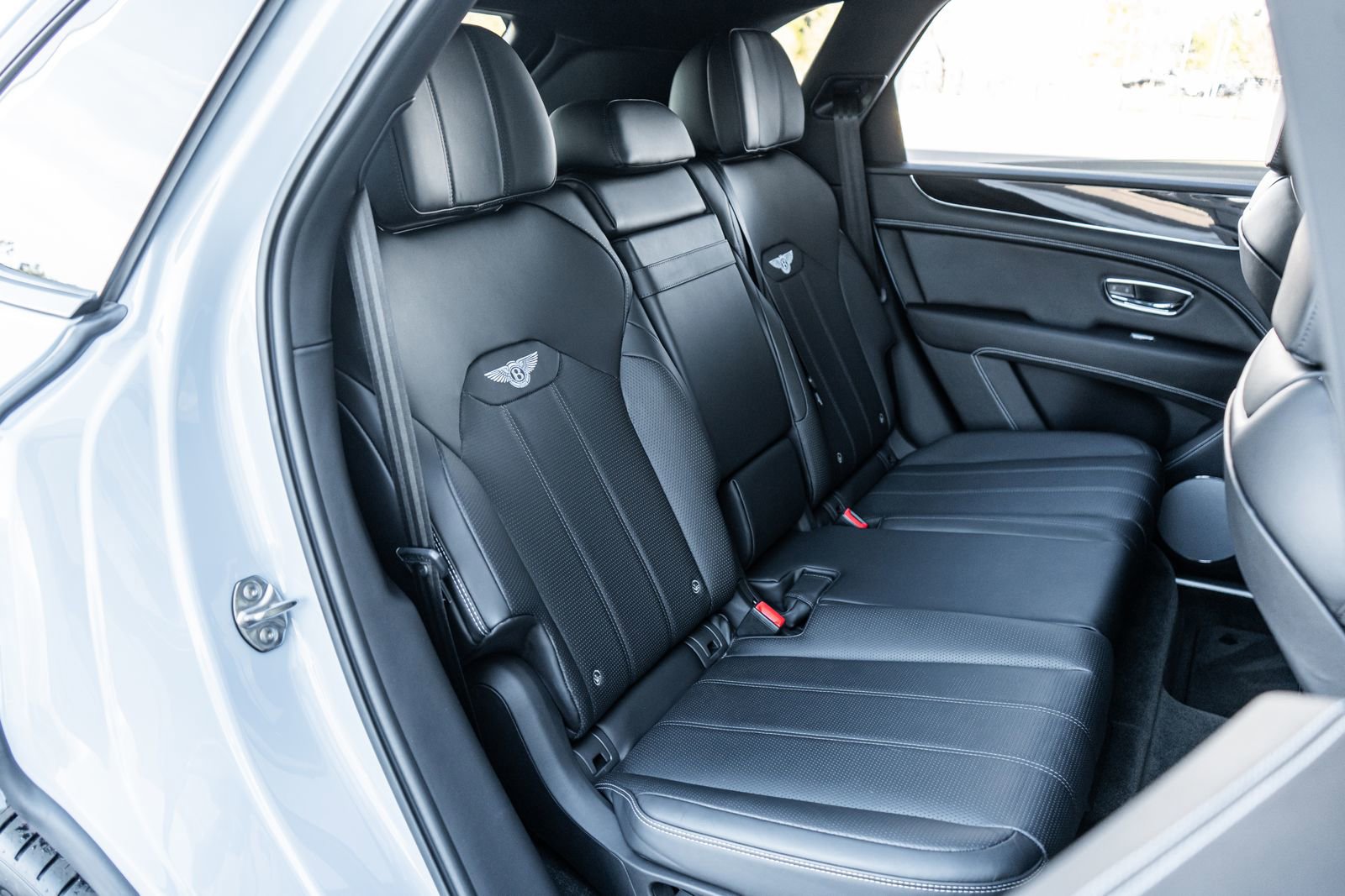 Certified 2022 Bentley Bentayga image 39