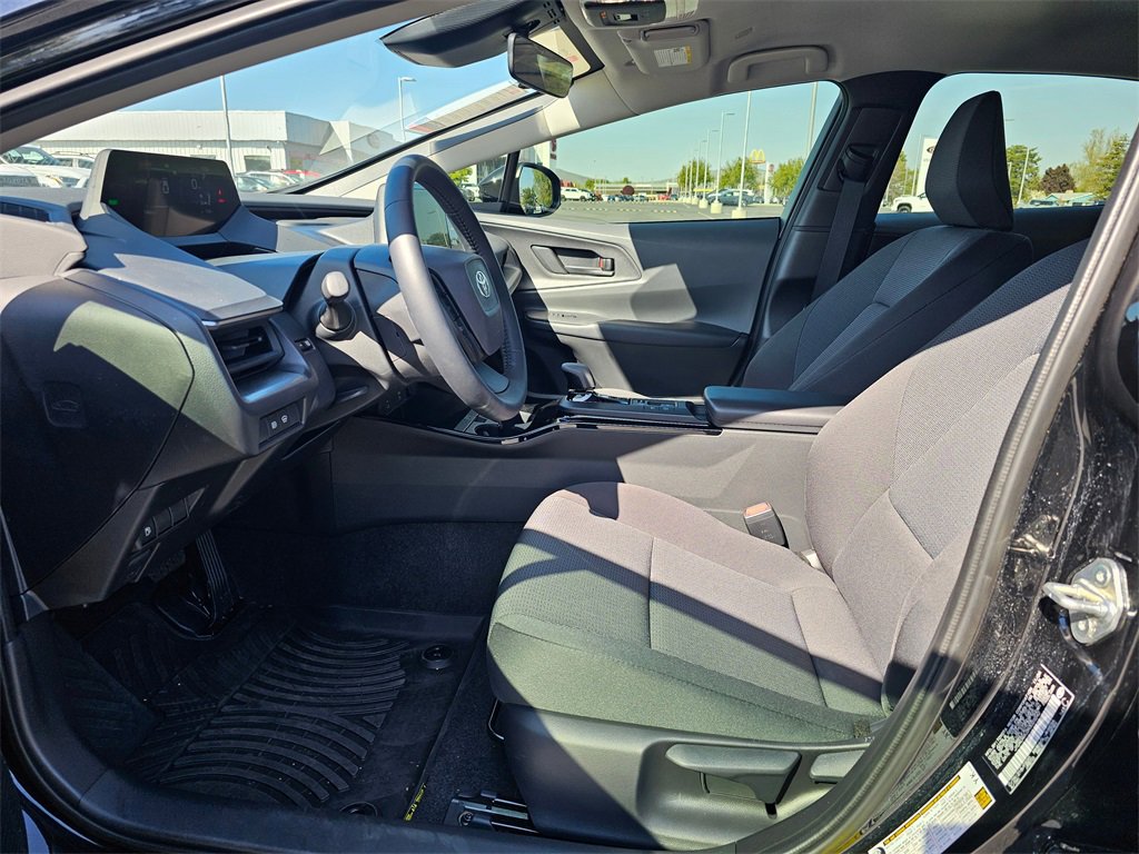 Used 2024 Toyota Prius LE image 76