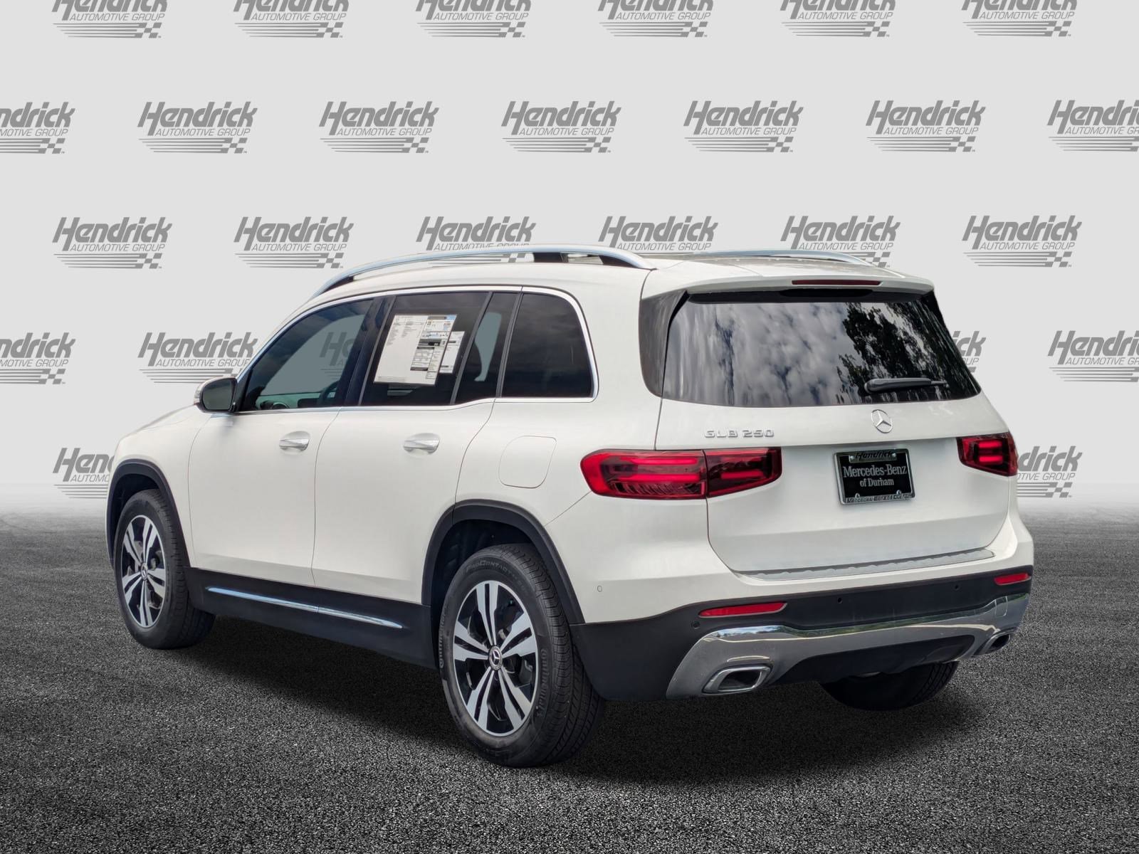 New 2025 Mercedes-Benz GLB 250 image 8