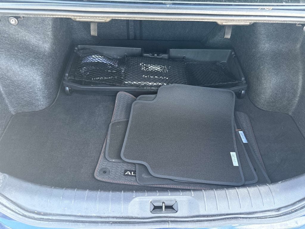 Certified 2023 Nissan Altima 2.0 SR FWD image 7