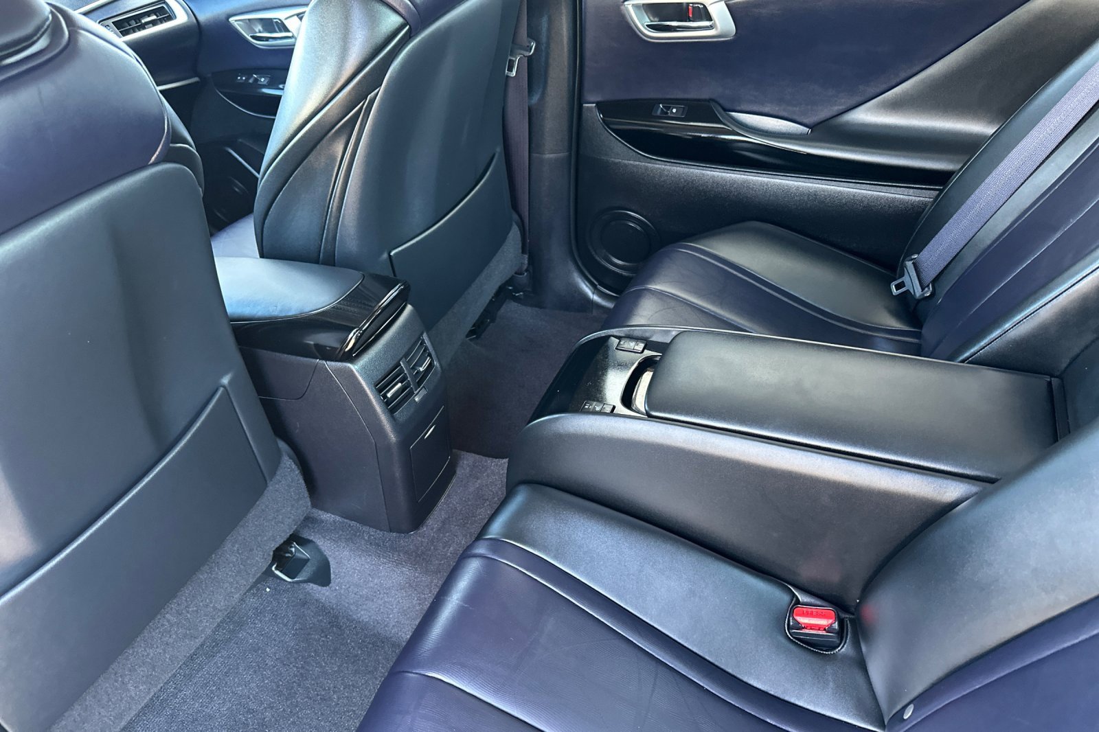 Used 2018 Toyota Mirai image 12