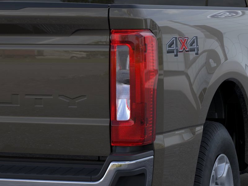 New 2026 Ford F350 XLT w/ Snow Plow/Camper Package AWD/4WD image 22
