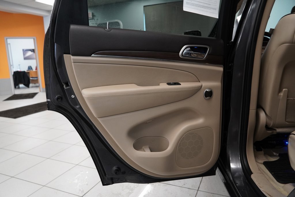 Used 2013 Dodge Grand Caravan SE image 23