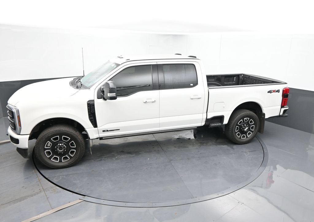 Used 2025 Ford F250 Platinum AWD/4WD image 28