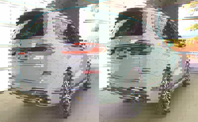 Used 2023 BMW X7 xDrive40i w/ M Sport Package image 4