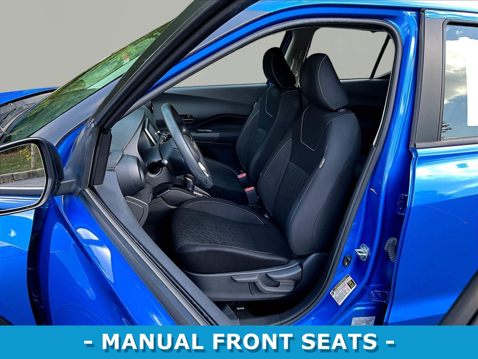Used 2022 Nissan Kicks S FWD image 21