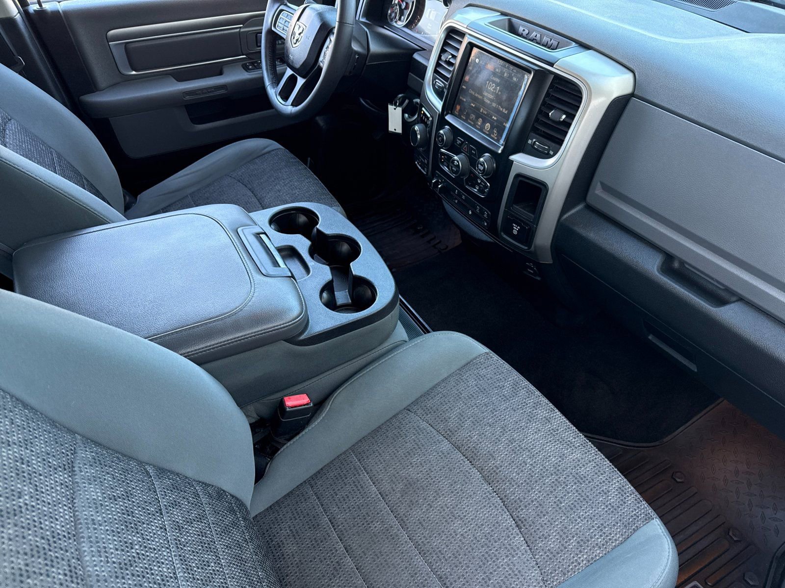 Used 2015 RAM 1500 Outdoorsman image 17