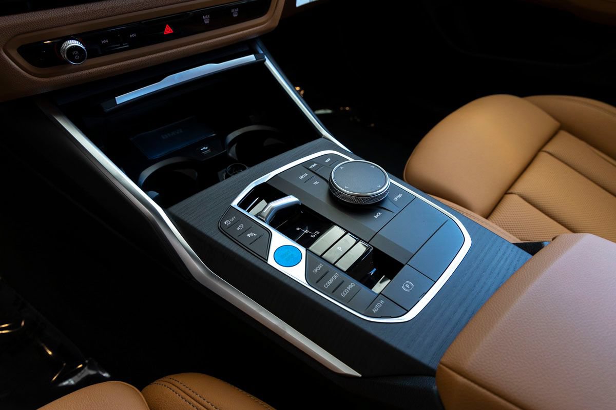 New 2026 BMW i4 eDrive40 w/ Premium Package RWD image 18