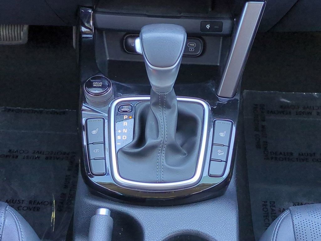 Used 2024 Kia Seltos EX image 19