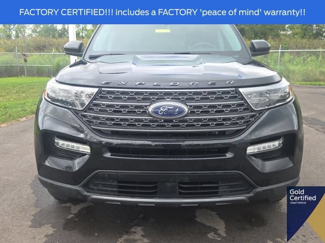 Used 2024 Ford Explorer XLT w/ Equipment Group 202A AWD/4WD image 4