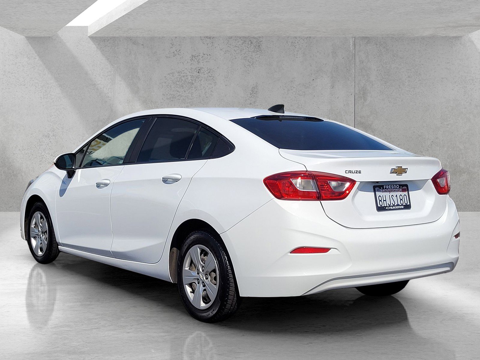 Used 2018 Chevrolet Cruze LS image 6