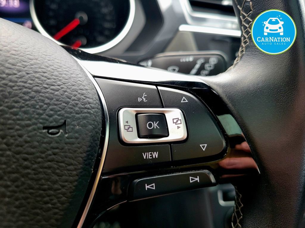 Used 2021 Volkswagen Tiguan SE R-Line AWD/4WD image 18