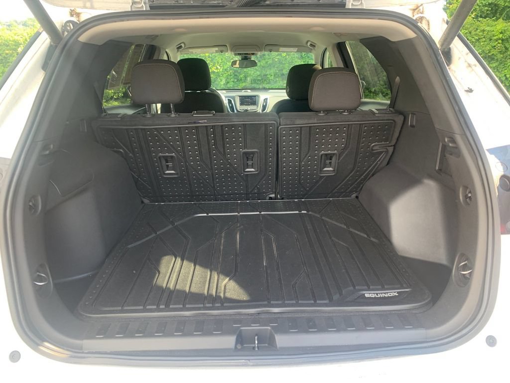 Used 2023 Chevrolet Equinox LT AWD/4WD image 18