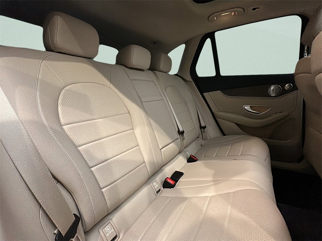 Used 2019 Mercedes-Benz GLC 300 4MATIC image 15