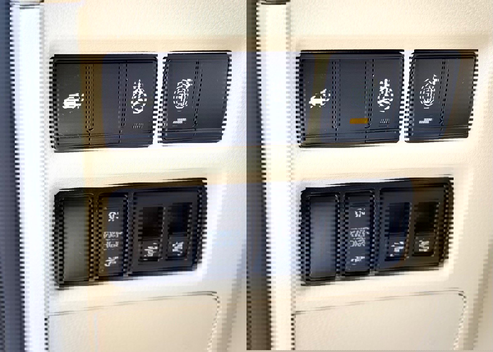 Used 2022 INFINITI QX80 Sensory w/ Cargo Package image 48