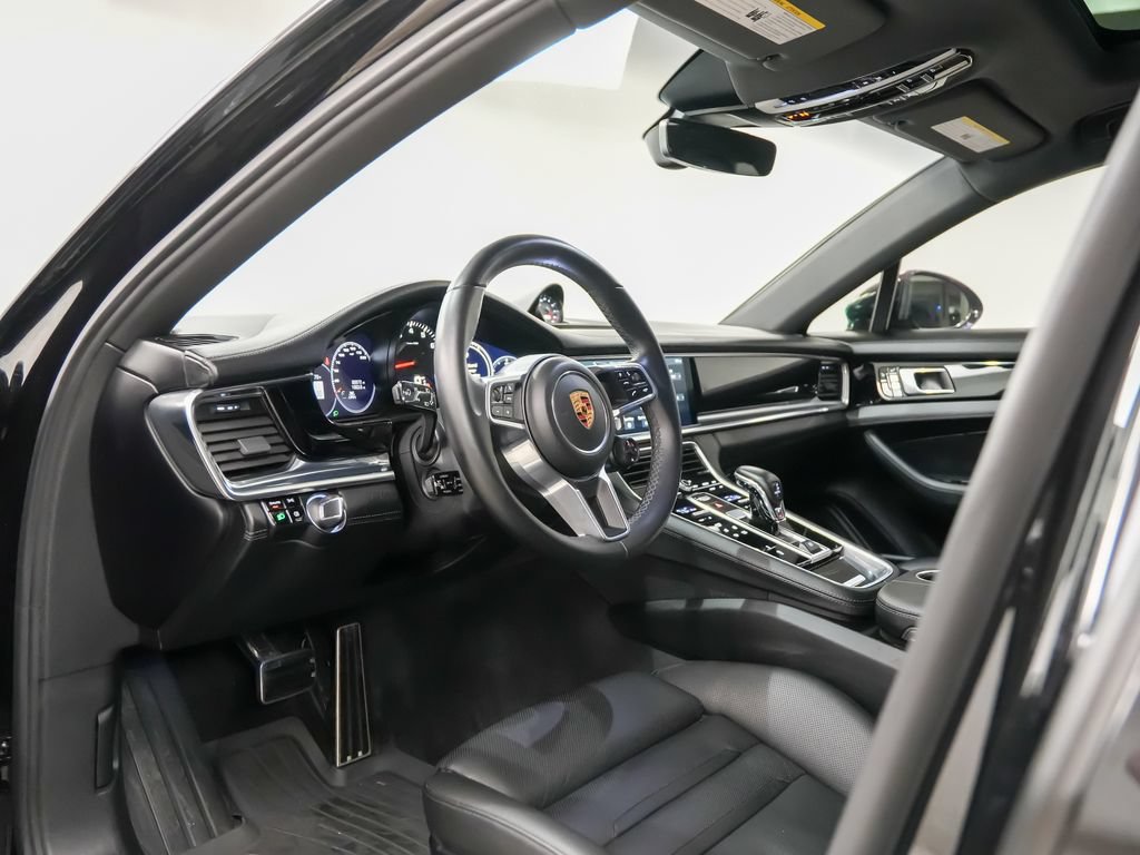 Certified 2018 Porsche Panamera 4S AWD/4WD image 4