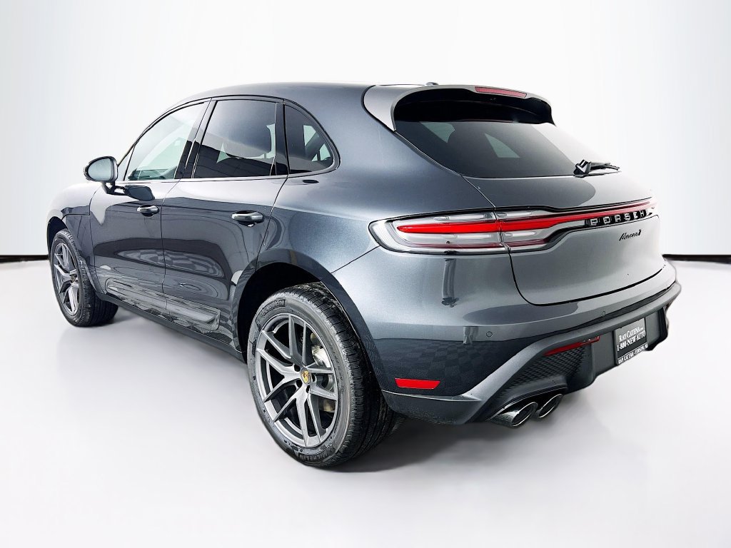 Certified 2026 Porsche Macan Turbo AWD/4WD image 3