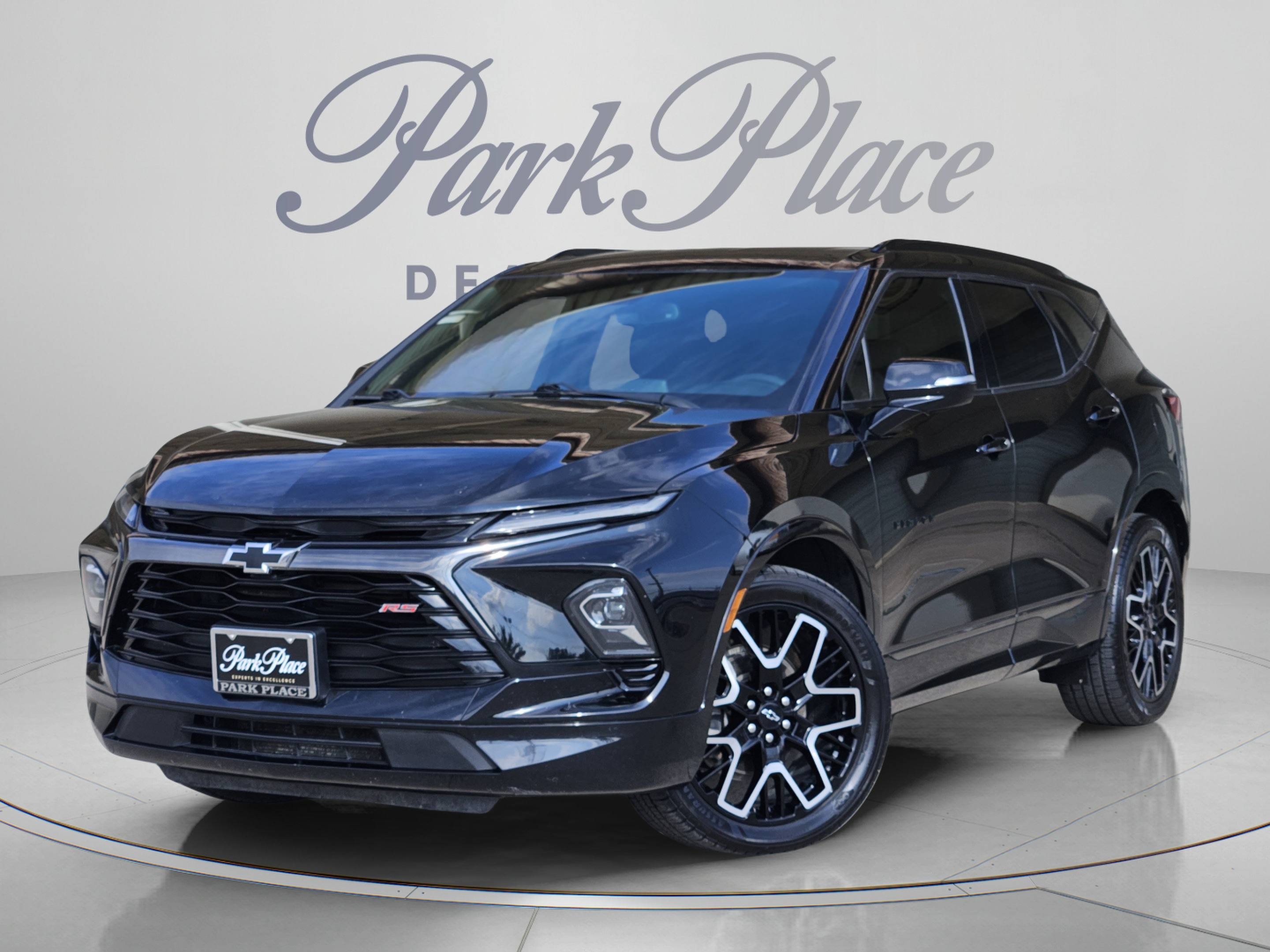 Used 2023 Chevrolet Blazer RS w/ Enhanced Convenience Package FWD image 1