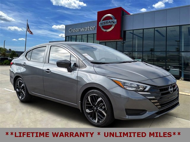 Used 2024 Nissan Versa SR w/ Trunk Package