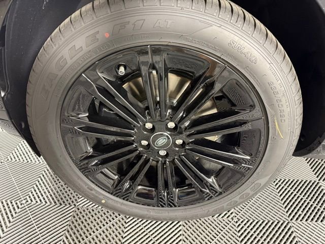 New 2026 Land Rover Range Rover Evoque S image 13