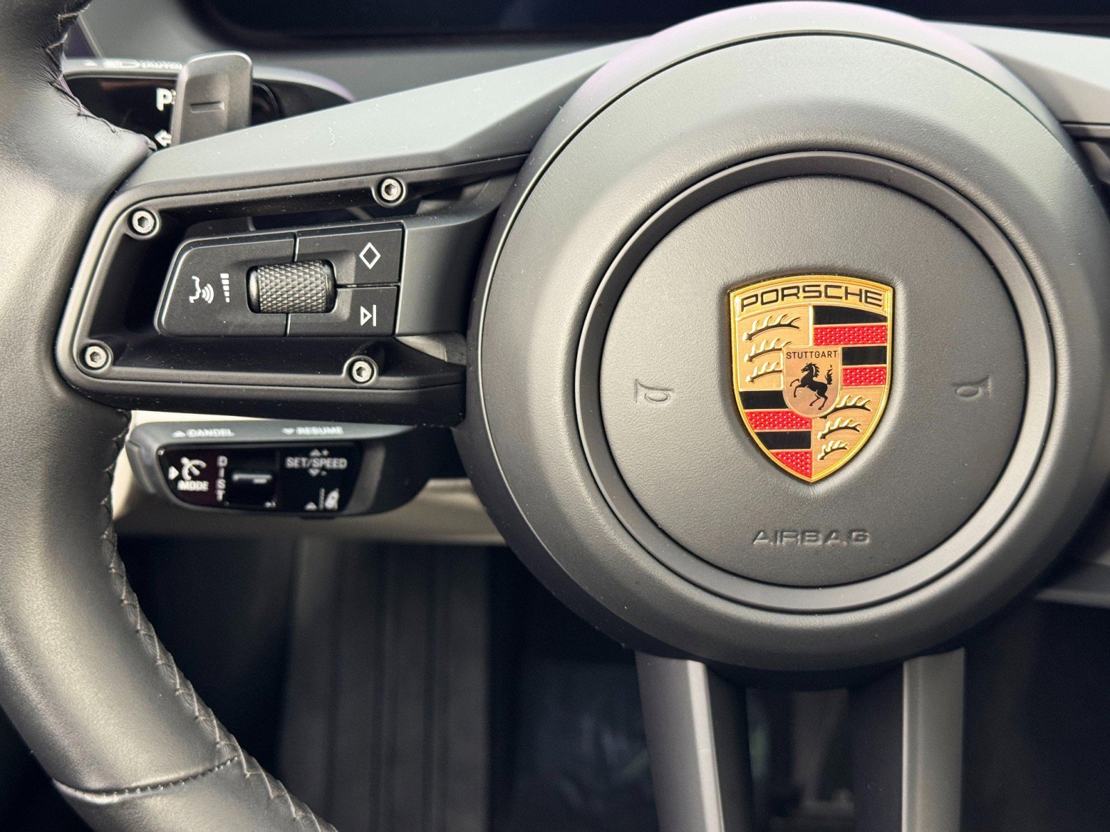 Used 2025 Porsche Panamera 4S w/ Premium Package image 21