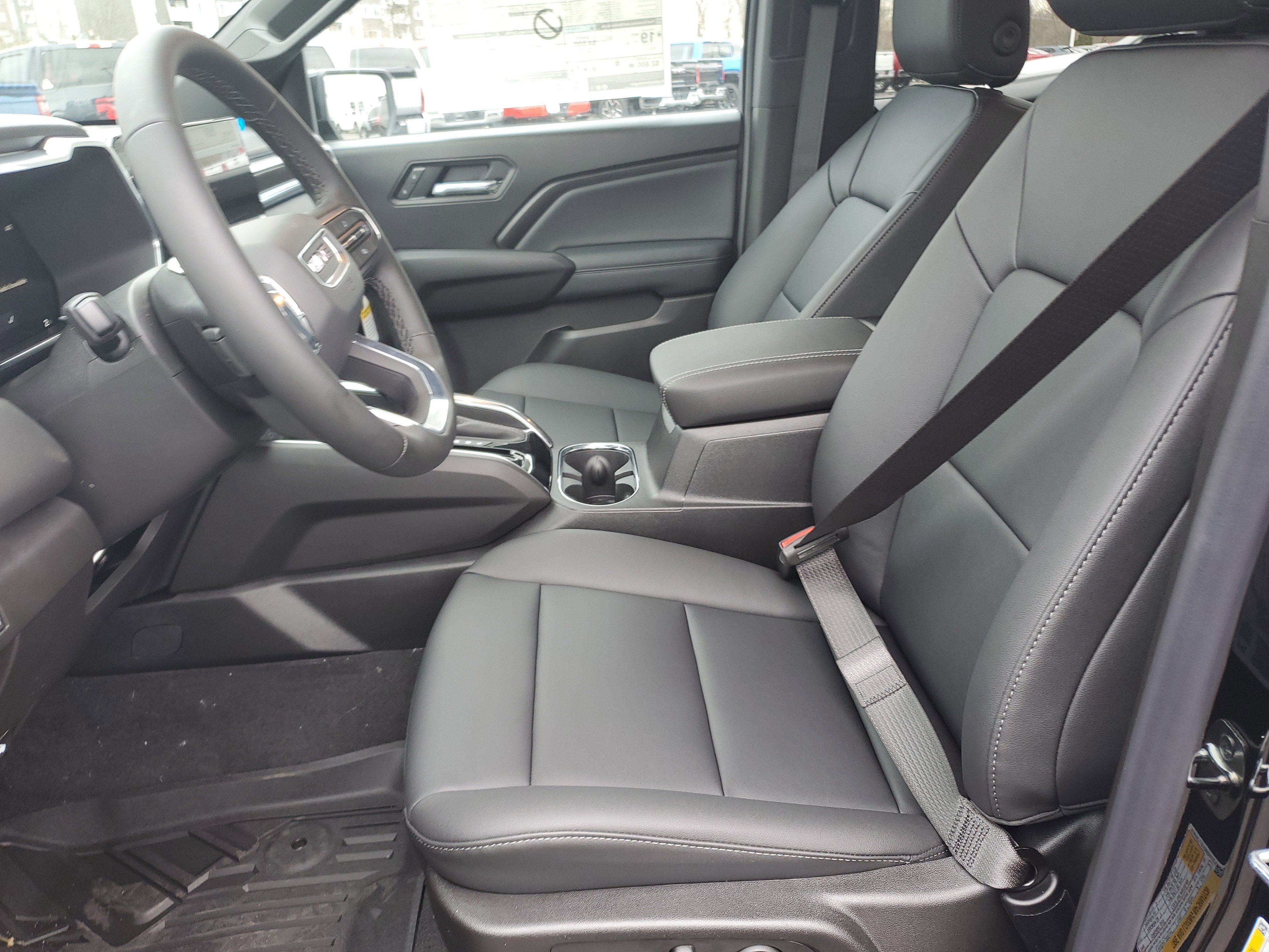 New 2026 GMC Canyon Elevation w/ Convenience Package image 25