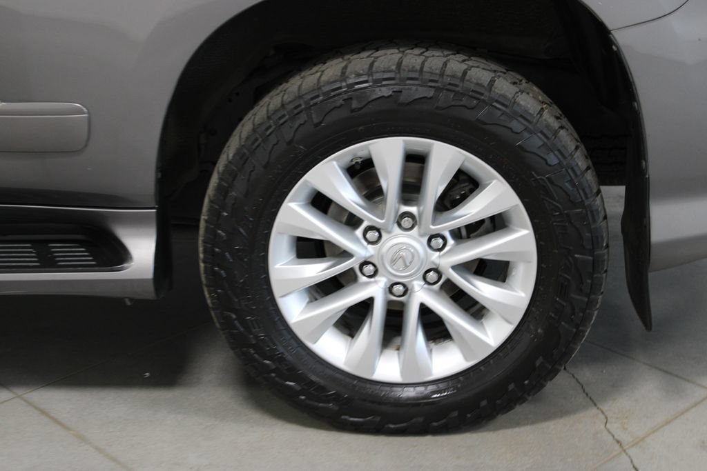 Used 2014 Lexus GX 460 w/ Premium Package AWD/4WD image 57