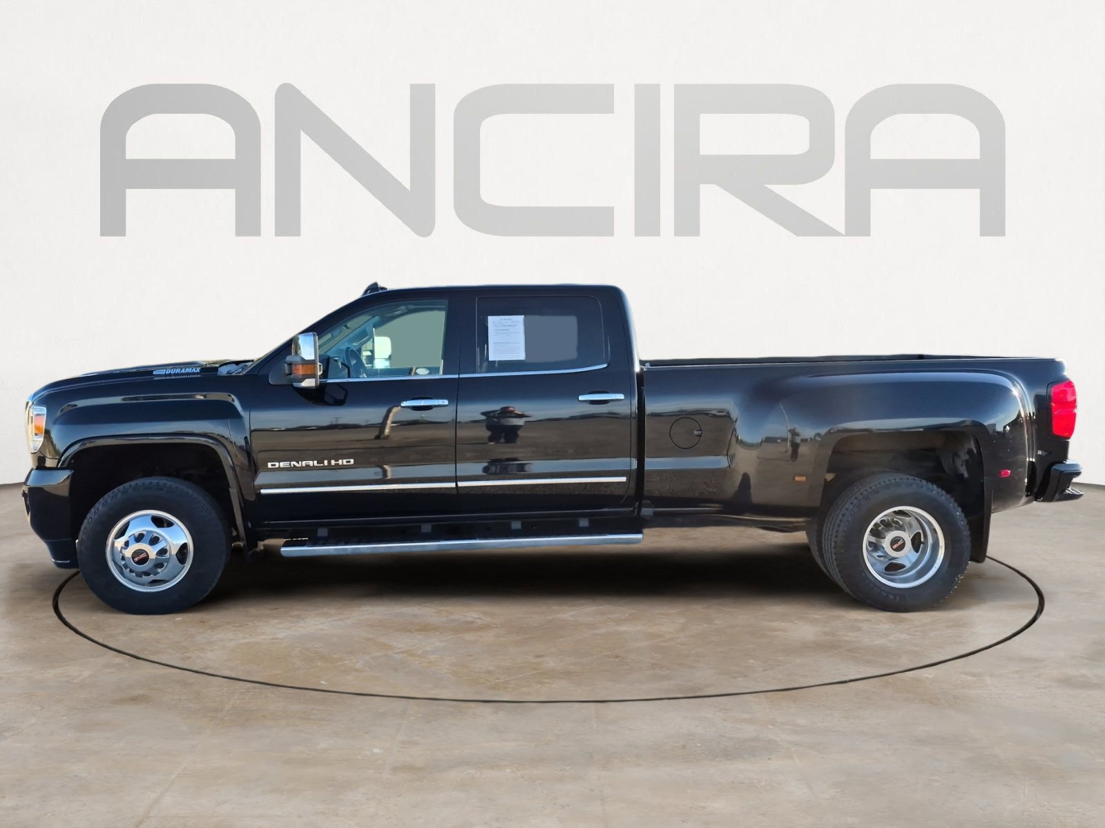 Used 2018 GMC Sierra 3500 Denali image 6