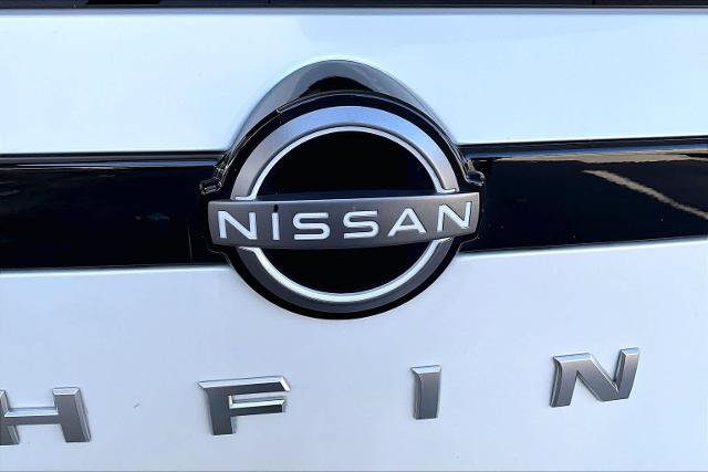 Certified 2025 Nissan Pathfinder SL FWD image 30