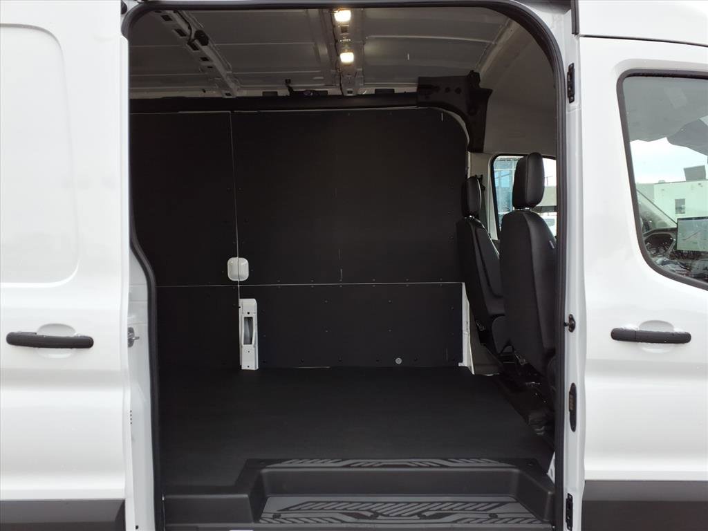 New 2026 Ford Transit 250 148 Medium Roof w/ Load Area Protection Package image 6