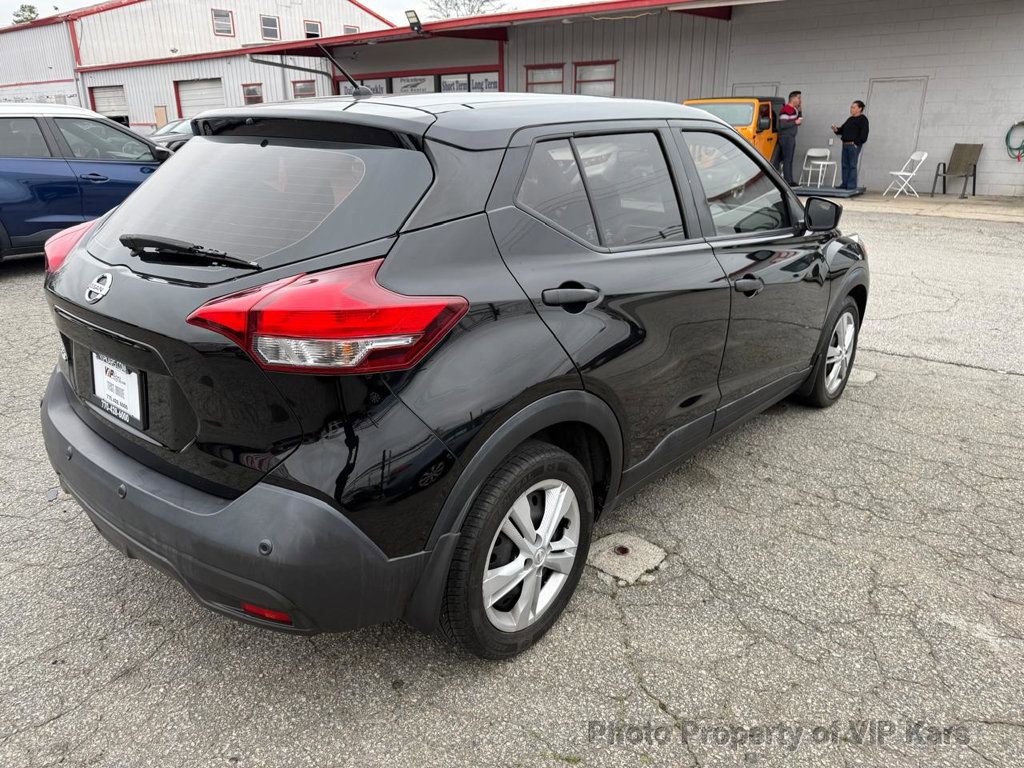 Used 2020 Nissan Kicks S FWD image 5