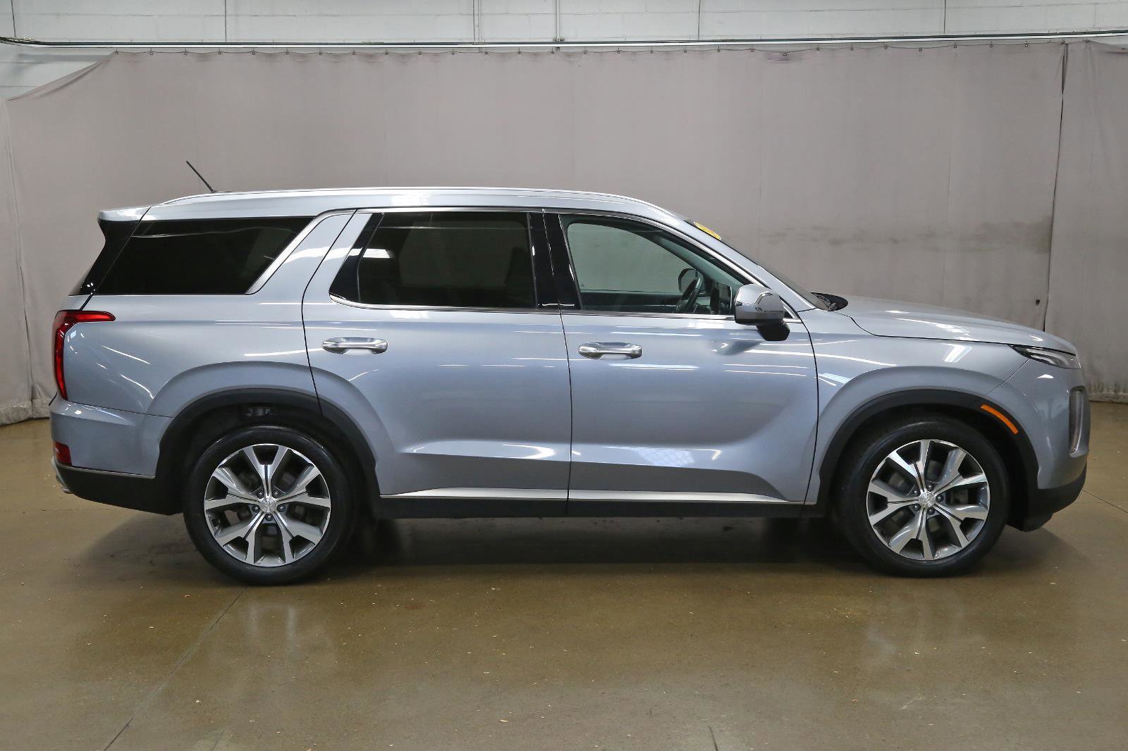 Used 2020 Hyundai Palisade SEL w/ Convenience Package image 14