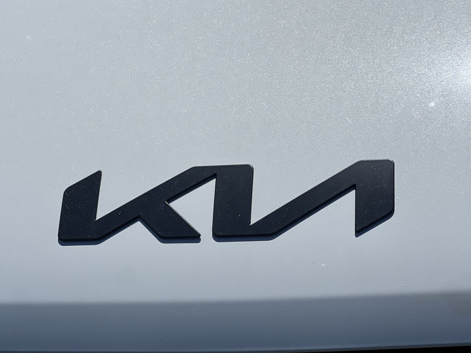 New 2026 Kia Carnival SX w/ SX Dark Edition Package FWD image 12