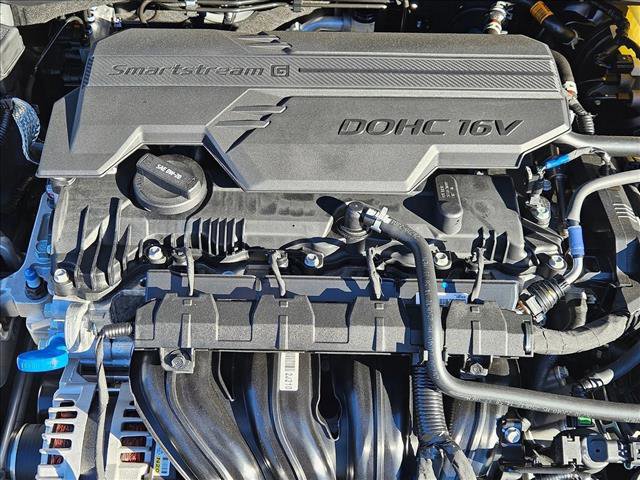 New 2025 Hyundai Elantra Sport image 16